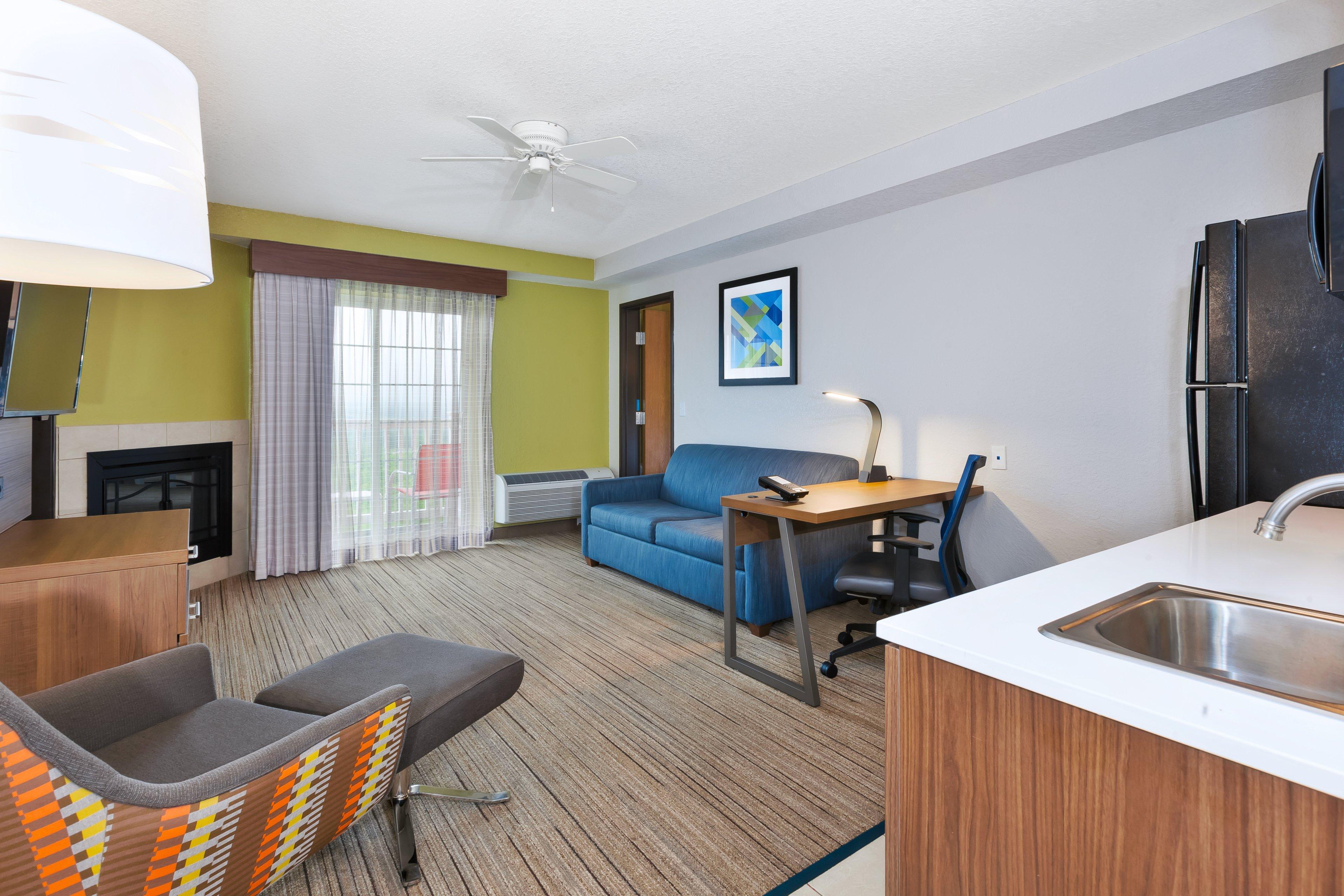 Holiday Inn Express Hotel & Suites Petoskey, An Ihg Hotel Dış mekan fotoğraf